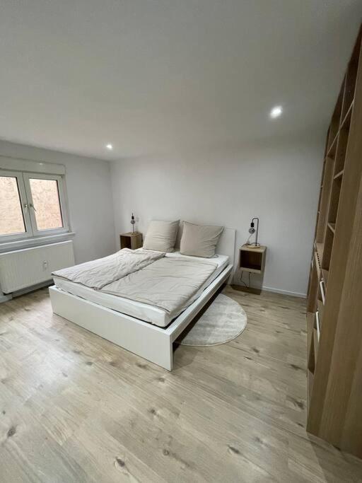 Casa Bergstrasse 2 Apartment เบนส์ไฮม์ ภายนอก รูปภาพ