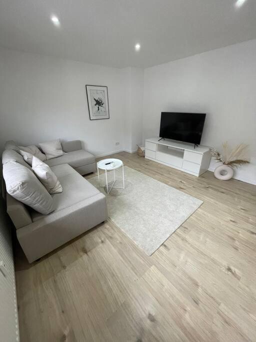 Casa Bergstrasse 2 Apartment เบนส์ไฮม์ ภายนอก รูปภาพ