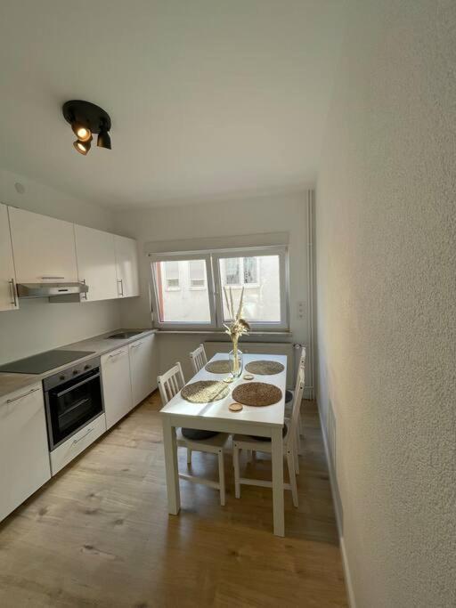 Casa Bergstrasse 2 Apartment เบนส์ไฮม์ ภายนอก รูปภาพ